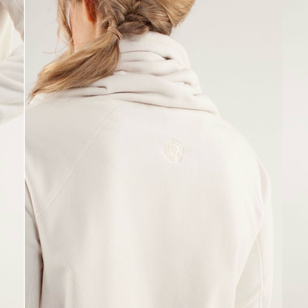Lululemon Don't Hurry Be Happy Pullover
Polar Cream
